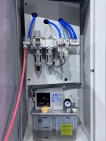 Centro de Mecanizado Vertical CNC de 3 Ejes DRC VMC1160, Alta Precisión, Husillo BT40, Cargador Automático de 24 Herramientas