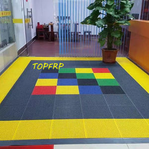 Vente en gros de carreaux de sol de garage modulaires antidérapants de haute qualité carreau de sol en plastique pour atelier de réparation de lave-auto - Product Image 4