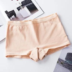 Bóxers de Algodón sin Costuras para Mujer, Pantalones Cortos de Seguridad Suaves, Ropa Interior Cómoda de Color Sólido para Mujer - Product Image 3