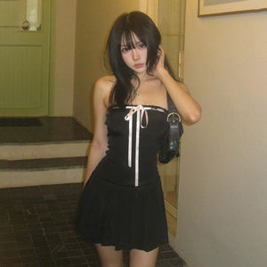 Robe mini sans bretelles style sexy américain avec nœud papillon, coupe ajustée pour femme, jupe plissée sculptante, robe chic et tendance - Product Image 4