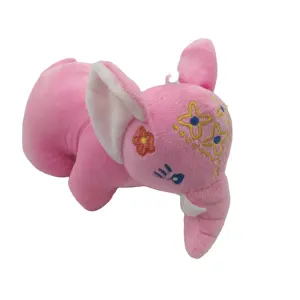 粉色毛绒批发定制便宜可爱柔软大象毛绒玩具搭配漂亮针织