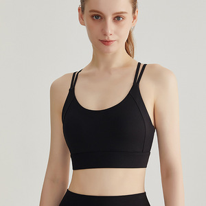 Soutien-gorge de sport pour femme à double bretelle fine, dos croisé, fermeture à crochet, rembourré, maintien léger, col ras du cou, coupe courte, pour yoga et entraînement en salle de sport - Product Image 4
