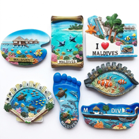 Aimants de réfrigérateur personnalisés en gros sur le thème des Maldives, aimant 3D en résine tortue de mer surfant pour cadeaux touristiques de plage