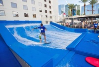 Simulateur de surf bleu marine commercial, équipement de jeux aquatiques intérieur/extérieur, acier inoxydable 304