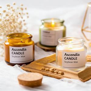 Bougie parfumée élégante en cire de soja dans des pots en verre avec parfum floral pour la décoration de la maison - Product Image 3