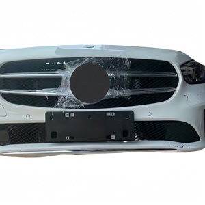 Kit Carrozzeria di Alta Qualità per <span class=keywords><strong>Mercedes</strong></span> Benz <span class=keywords><strong>Classe</strong></span> A, <span class=keywords><strong>Classe</strong></span> B, <span class=keywords><strong>Classe</strong></span> C, <span class=keywords><strong>Classe</strong></span> E, <span class=keywords><strong>Classe</strong></span> <span class=keywords><strong>S</strong></span>, GLK, GLS: Paraurti Anteriore, Fari e Cofano - Product Image 3