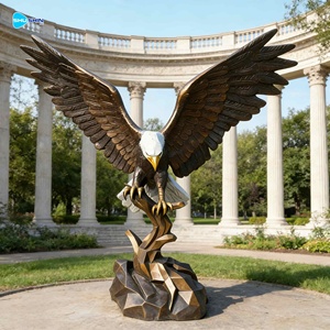 Escultura de Pájaro de Metal Fundido de Alta Calidad para Decoración de Jardín de Villa, Estatua de Águila Calva Voladora de Bronce Grande - Product Image 1