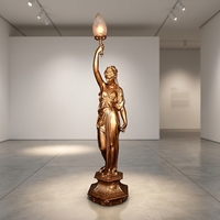 Lampe torche en bronze représentant une silhouette féminine exquise - Centre de table luxueux et fonctionnel avec piédestal orné, sculpture de jardin en bronze