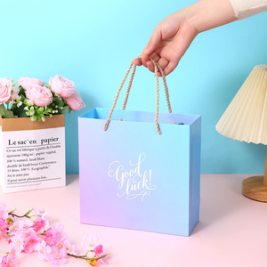 <span class=keywords><strong>Caja</strong></span> <span class=keywords><strong>de</strong></span> regalo <span class=keywords><strong>de</strong></span> doble puerta amor color degradado Día <span class=keywords><strong>de</strong></span> San Valentín folio <span class=keywords><strong>caja</strong></span> <span class=keywords><strong>de</strong></span> regalo <span class=keywords><strong>caja</strong></span> <span class=keywords><strong>de</strong></span> papel <span class=keywords><strong>de</strong></span> recuerdo <span class=keywords><strong>de</strong></span> boda - Product Image 5