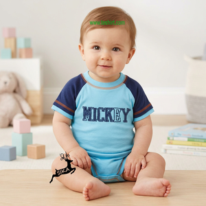 Vêtements en coton biologique du fabricant pour bébé Romper à manches courtes approuvé GOTS OCS avec fermeture à bouton-pression - Product Image 1