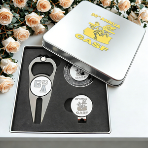 Proveedor Oro: Set de Regalo de Golf Personalizable, Herramienta para Reparar Césped (Divot Tool) y Marcador de Pelota de Metal de Calidad Premium con Diseños de Fichas de Póker - Product Image 2
