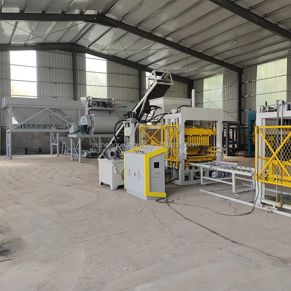 Aichen Qt4-15 Brick Making Machine Ensures The Quality Of Construction Projects
