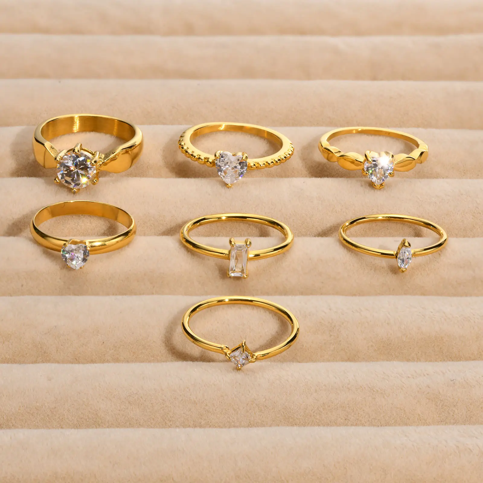 Minimalisti scher nicht trüben der Schmuck 18 Karat vergoldeter Ring Quadratische Zirkon-Edelstahl ringe für Frauen