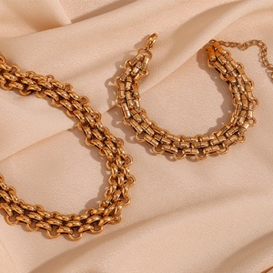 Dreamshow Hip Hop <span class=keywords><strong>Chunky</strong></span> collane da donna gioielli a tre strati placcato oro collana di dichiarazione in acciaio inossidabile - Product Image 4