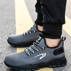 Fashion Breathable Safety Shoe Casual <strong>Trainers</strong> Men's Safety Shoe Fly Knit Steel Toe Non-slip Men's <strong>Work</strong> Shoes - Product Image 4