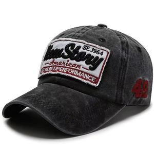 Casquettes de baseball tendance pour hommes, style trucker, brodées avec patchs lettres, effet vieilli, enduites, pour l'extérieur et la protection solaire, vente en gros du Vietnam - Product Image 2
