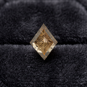 Diamante natural de 0.85ct, corte en losango, color sal y pimienta, certificado, 7.70X5.90X3.20, corte excelente, suelto, para fabricación de joyas - Product Image 3