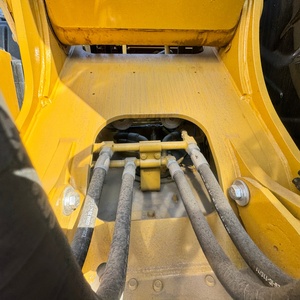 รถขุดตีนตะขาบ Caterpillar 320GC ขนาด 20 ตัน นำเข้าจากต่างประเทศ ประหยัดน้ำมันและทรงพลัง เหมาะสำหรับงานก่อสร้างทางวิศวกรรม - Product Image 2