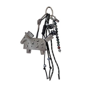 オリジナル馬年革製象グレーポニー吊り下げ飾り高級感絶妙な女の子バッグペンダント卸売 - Product Image 1