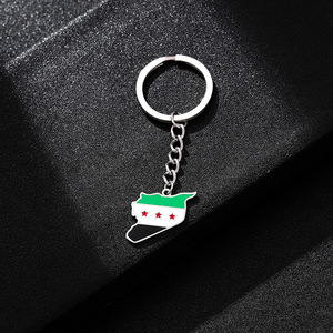 Porte-clés en acier inoxydable plaqué or 18 carats avec breloque drapeau de l'Armée syrienne émaillée et pendentif carte de la Syrie émaillé - Product Image 5