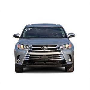 Toyota Highlander Gris 2019, SUV d'occasion, 3 rangées, véhicule familial spacieux - Product Image 1