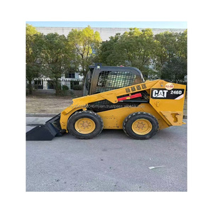Cargadora compacta usada CAT 246D, modelo 2024, carga nominal de 1900 kg, motor CAT C3.3B de 46 kW, componentes principales incluidos, maquinaria para vídeo. - Product Image 3