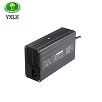 Chargeur de batterie portable pour scooter électrique CE Rohs haut de gamme 24v 5A / 36v 4A / 48v 3A / 60v 2A / 72v 1.8A à vendre