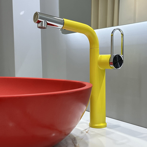 Robinet de lavabo moderne en laiton chromé à montage sur pont, à poignée unique, pour eau chaude et froide - Product Image 5