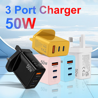 Aangepaste PD 50W EU/US/AU/UK stekker QC3.0 USB Type-C dubbele poort snellader met OVP/OCP/OTP bescherming voor oordopjes en camera