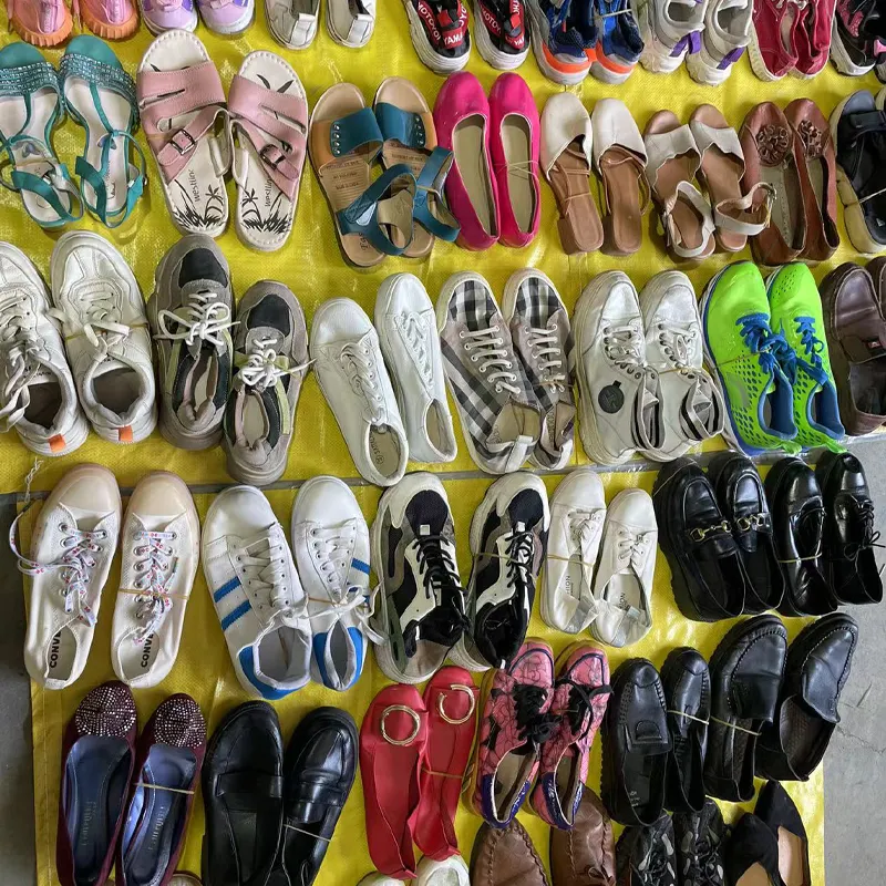 Sepatu Bekas Kualitas Bagus Desain Ekonomis Stok Merek Sepatu Kets Bekas