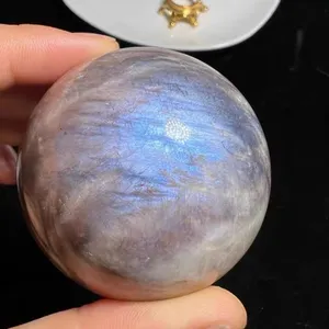 Pierre de soleil bleue naturelle de reiki avec pierre de lune, boule de sphère en cristal de pierre de Quartz pour la décoration
