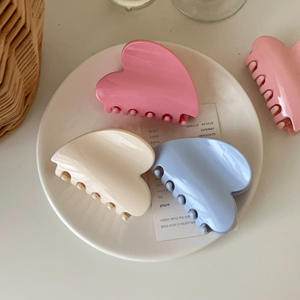 Pinces à cheveux en acrylique en forme de cœur, style coréen, design personnalisé, impression UV, pinces à cheveux florales, vente en gros - Product Image 2