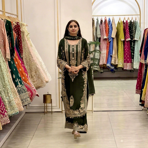 Robe Anarkali en rayonne brodée verte pour femme, style traditionnel indien pakistanais, longueur ras du sol, tenue décontractée, coupe classique - Product Image 1