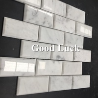 Mosaïque de marbre blanc de Carrare pour crédence, finition polie, design biseauté, motif brique pour salle de bain, salon, chambre, hôtel, 10 mm