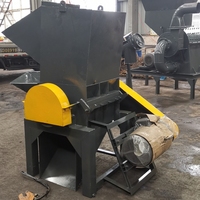 Broyeur de plastique à moteur monophasé avec lames en acier à haute teneur en carbone pour le recyclage des déchets plastiques