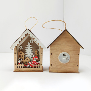 Luces navideñas de madera con decoraciones de Papá Noel, renos y muñecos de nieve para uso en interiores y exteriores. - Product Image 4