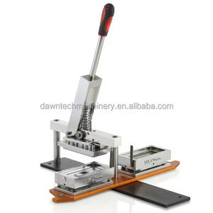 Machine de fabrication d'aimants de réfrigérateur rectangulaires en étain 115*40MM à bon prix + 1000 pièces de fournitures magnétiques / matériaux pour aimants de réfrigérateur - Product Image 3