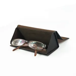 定制三角黑色豪华产品包装盒磁性闭合礼品盒纸板折叠太阳眼镜盒