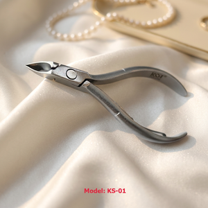KS-02 KSA กรรไกรตัดเล็บสแตนเลส ปากกว้าง ใบมีดแบนตรง ทนทาน สำหรับมืออาชีพ - Product Image 2
