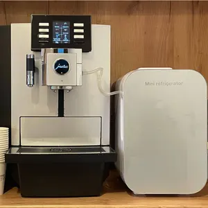 8L เครื่องดื่มนมตู้เย็นขนาดเล็ก Newco กับหลอดที่จะได้รับนมและเครื่องดื่มสำหรับเครื่องชงกาแฟ