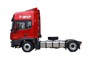 Tracteur lourd Shacman 4x2 économique pour l'Afrique avec une forte traction pour la livraison de marchandises et les travaux d'ingénierie - Product Image 2