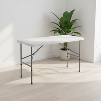 Tables d'extérieur, table pliante rectangulaire, table pliante portable avec mobilier d'extérieur