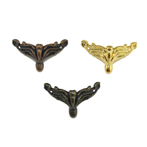 Patas <span class=keywords><strong>de</strong></span> aleación doradas pequeñas, patas <span class=keywords><strong>de</strong></span> madera para cajas <span class=keywords><strong>de</strong></span> regalo, patas <span class=keywords><strong>de</strong></span> soporte fijo, patas <span class=keywords><strong>de</strong></span> esquina para muebles - Product Image 2