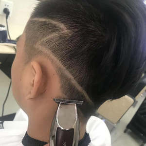 Máquina de Cortar Pelo Eléctrica Profesional con Cable de Alta Calidad para Peluquería Estilo Clásico y Portátil - Product Image 6