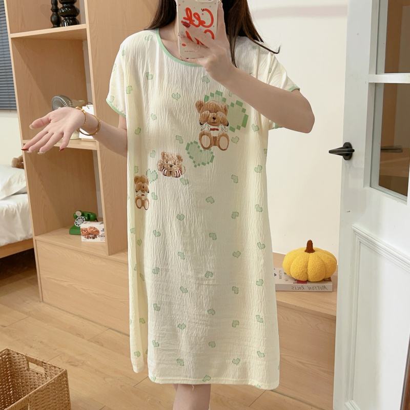 สีเขียวอ่อน