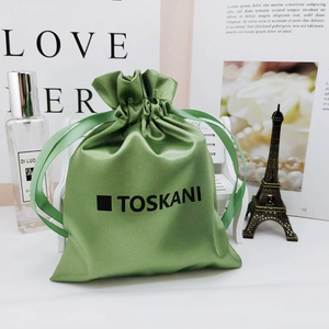 Sac à cordon en satin imprimé avec logo personnalisé, pochette anti-poussière en satin de soie champagne doux pour bijoux, bagues, colliers, emballages cadeaux - Product Image 3
