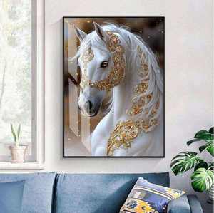 Cornice di decorazione per la casa moderna all'ingrosso della fabbrica arte parete animale cristallo porcellana diamante immagine di <span class=keywords><strong>vetro</strong></span> astratto pittura di cavallo - Product Image 2