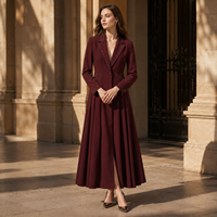 Robe longue de style moderne pour femmes, en mélange de lyocell durable, idéale pour les occasions professionnelles et les soirées