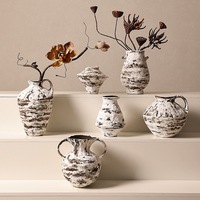 Vase en céramique rustique Wabi Sabi RYLAVA, vase en poterie artisanale vintage, vase en poterie brute pour fleurs séchées, décoration d'intérieur