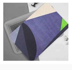 Nouveau tapis de sol en tissu lavable durable antidérapant en caoutchouc naturel en gel de silice super absorbant de conception personnalisée à la mode - Product Image 1
